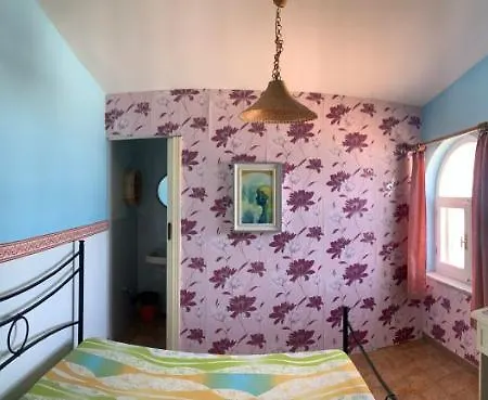 Отель Il Canneto 2*